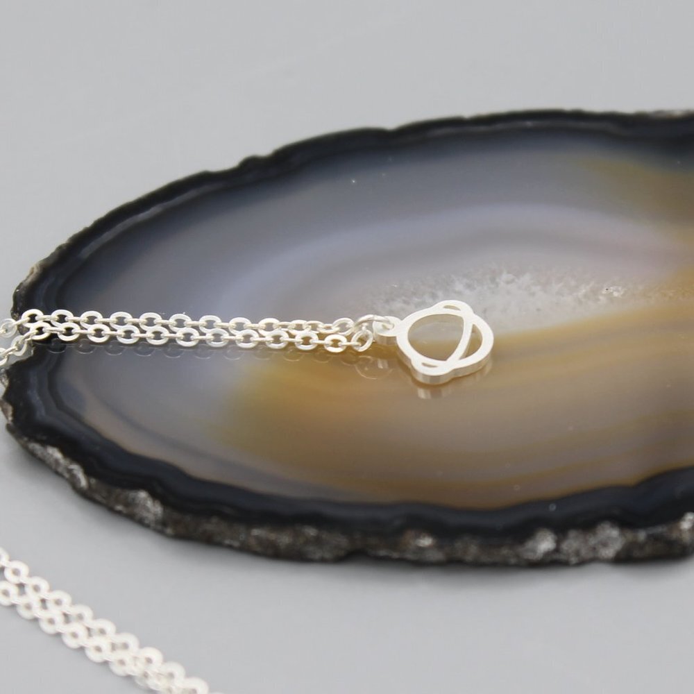 Jewelry necklace pendant with chain UFO alien dainty minimalist silver tone new - Picture 6 of 7